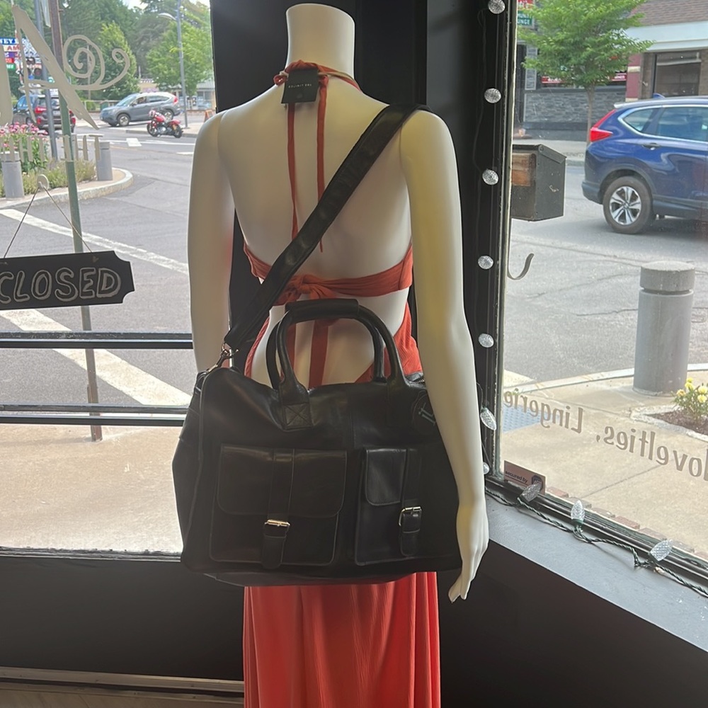 100% genuine leather bag with shoulder strap, multiple zip, polka dots - Picture 6 of 12